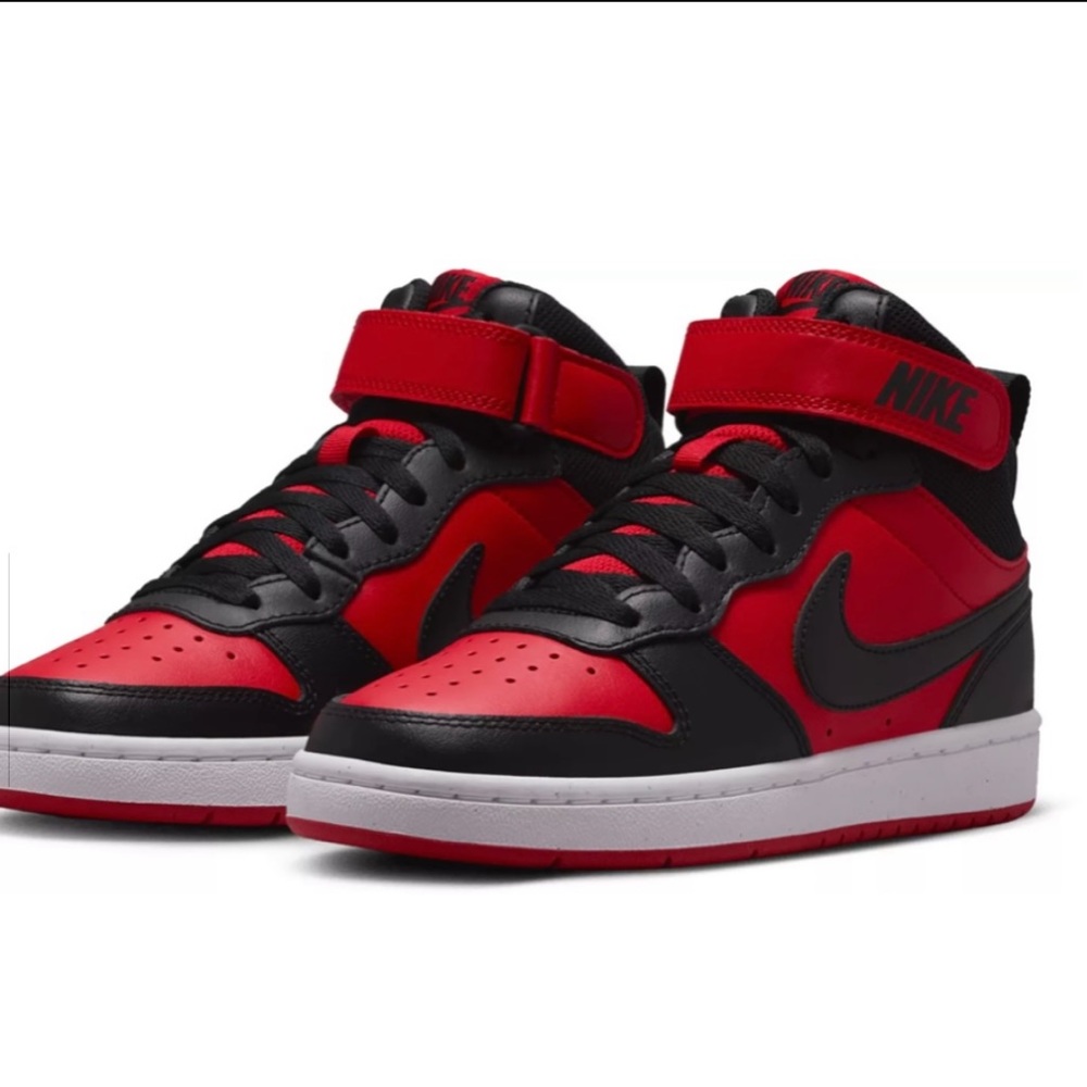 Nike Court Borough Mid 2
